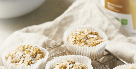 Proteinowe babeczki o smaku jabłek z korzennymi przyprawami