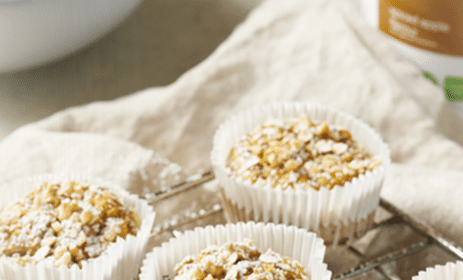 Proteinowe babeczki o smaku jabłek z korzennymi przyprawami
